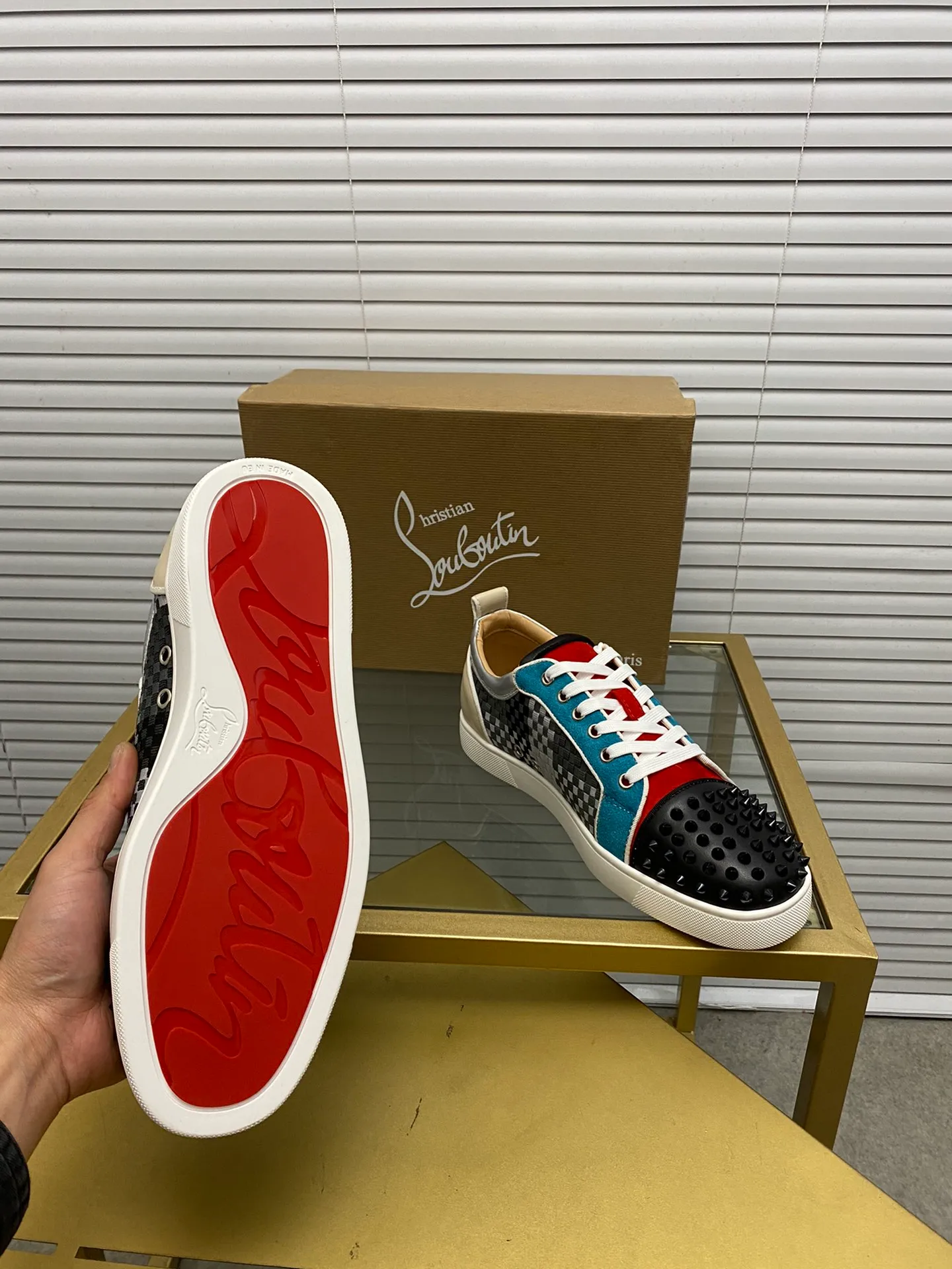(Customized model) Ex-factory price is 500. christian louboutin (CL red sole shoes) counter series, casual sneakers for couples 📢 📢 📢 Exclusive hot style release 🎈🎈💪 Movable latex feet 👻 Finished outsole line [Proud] 😝Female 35-40# Male 38#-46, global supply😝 [Top version]: Original imported genuine leather upper, top original leather lining, original molded TPU outsole, original 1:1 detail processing, original shoe last,